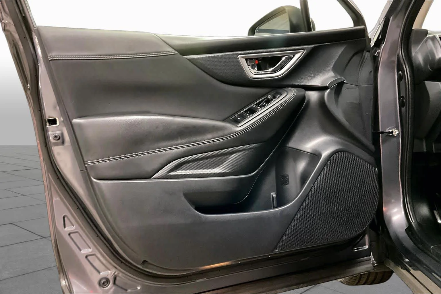 Used 2021 Magnetite Gray Metallic Subaru Premium image 22