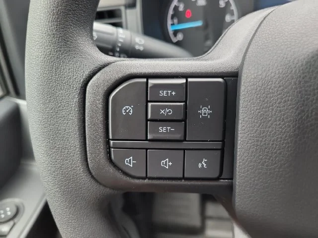 New 2026 Oxford White Ford XL image 23