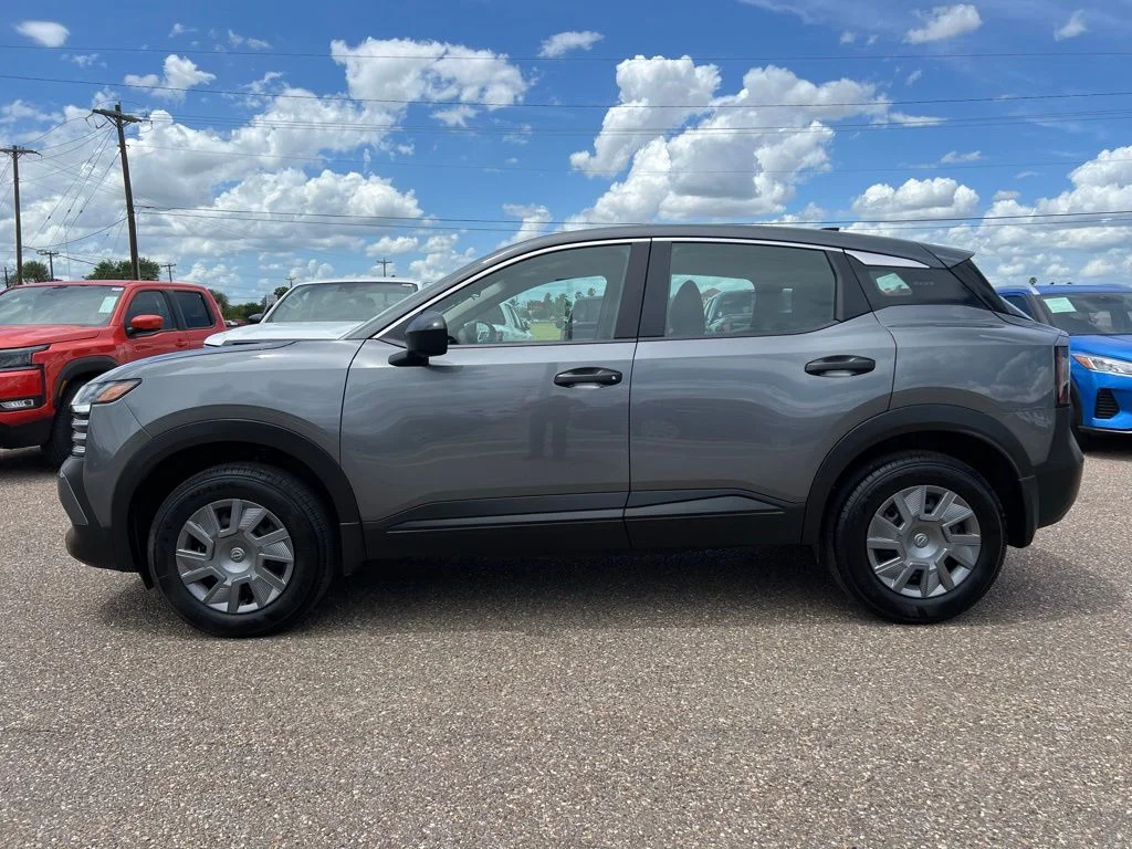 Used 2026 Gray Nissan S image 4