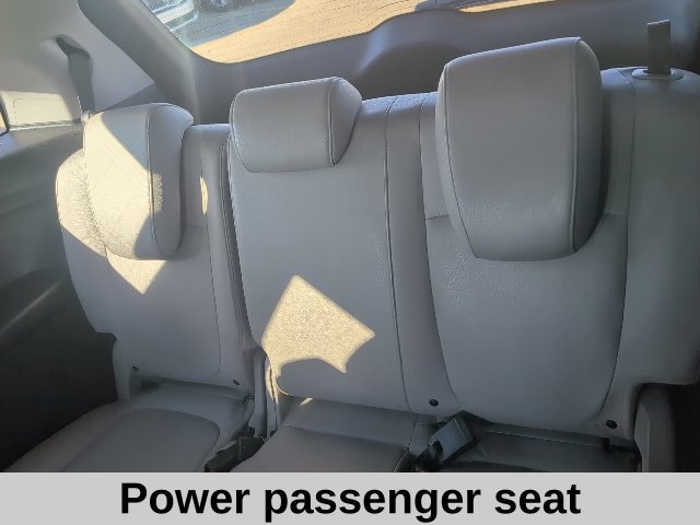 Used 2019 Gray Honda EX-L image 14
