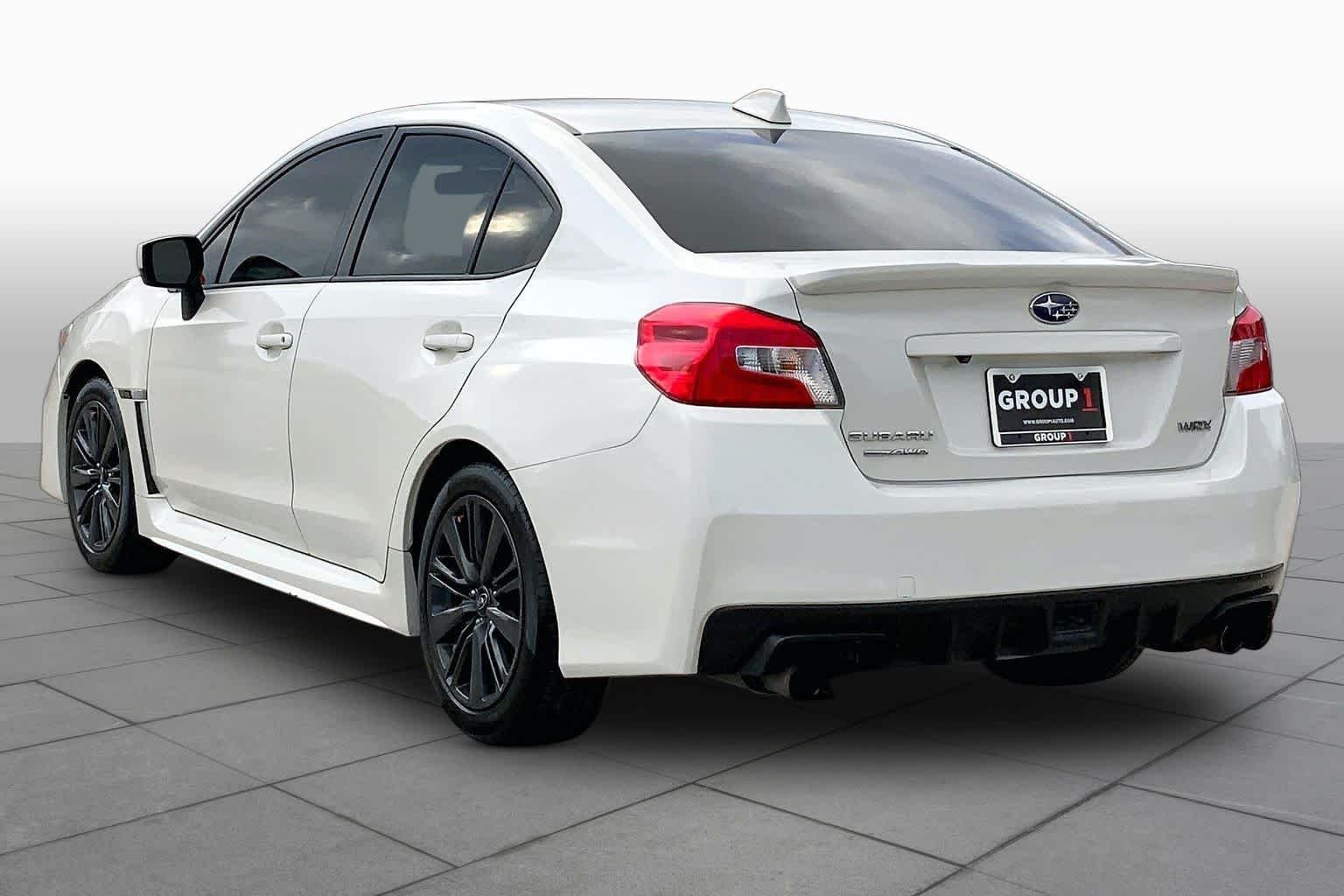Used 2021 Crystal White Pearl Subaru  image 10