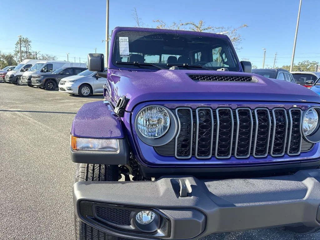 New 2026 Reign Exterior Paint Jeep Sport S image 8