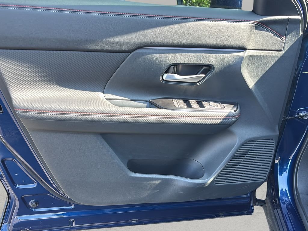 2025 Nissan Kicks SR - Photo 11