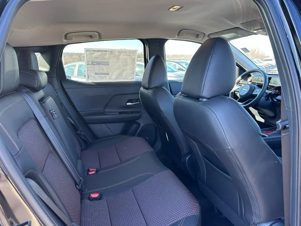 New 2026 Super Black Nissan SR image 4