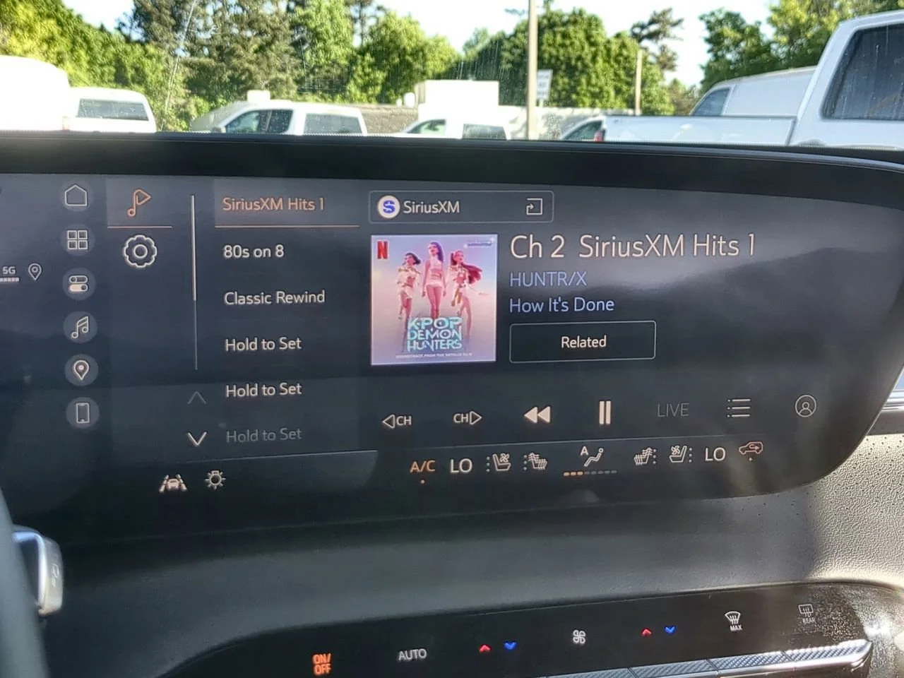 New 2026 Iridescent White Tricoat Buick Avenir image 13