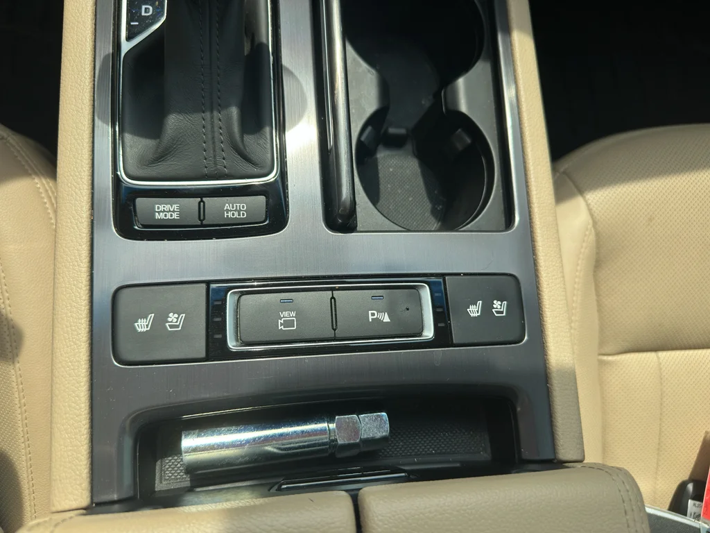 Used 2020 Uyuni White Genesis 3.8L image 24