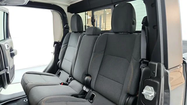 New 2026 Granite Crystal Metallic Clearcoat Jeep Sport S image 17