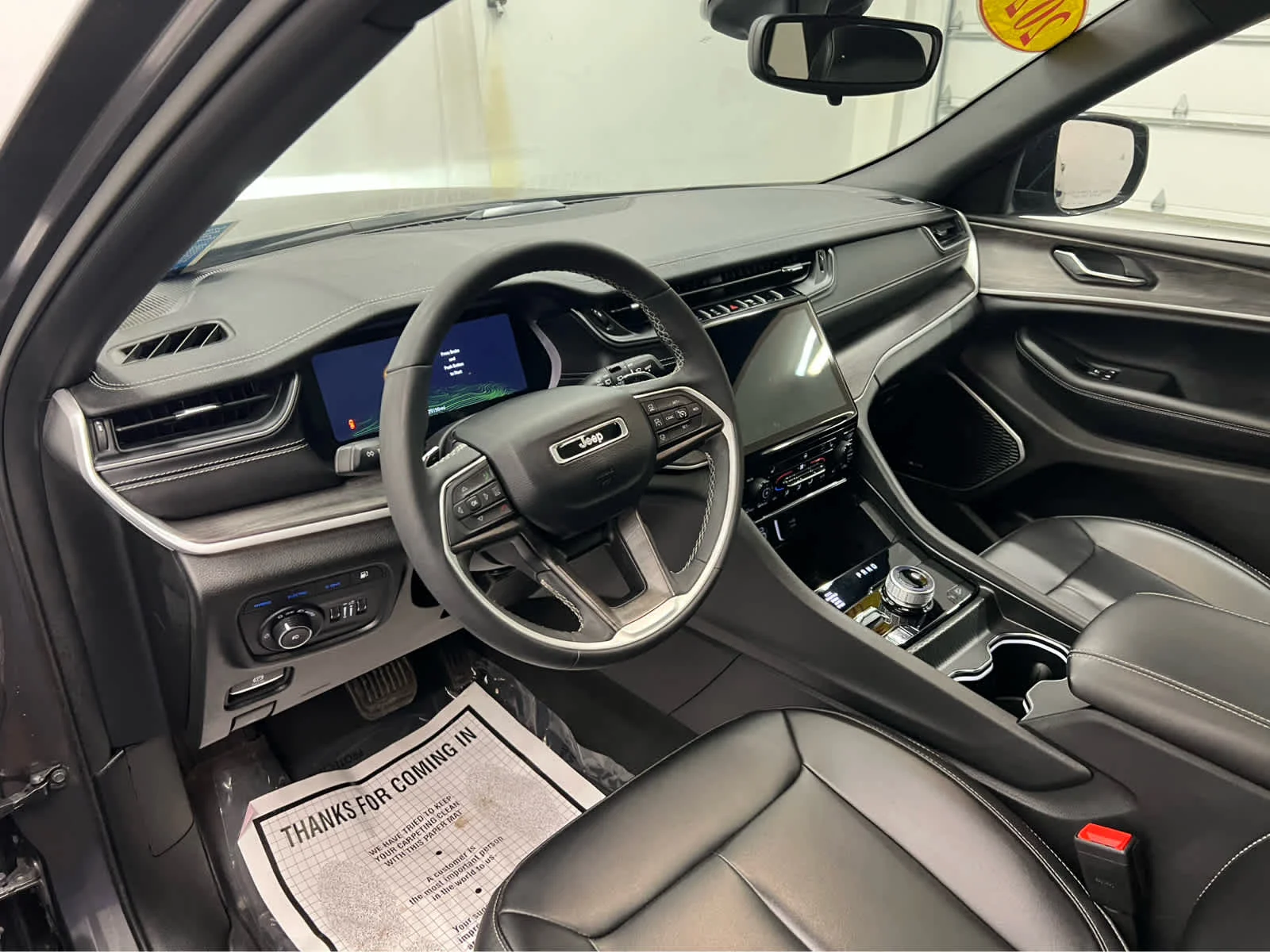 Used 2024 Baltic Gray Metallic Clearcoat Jeep  image 19