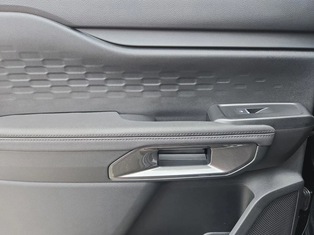 2025 Ford Ranger XLT - Photo 72