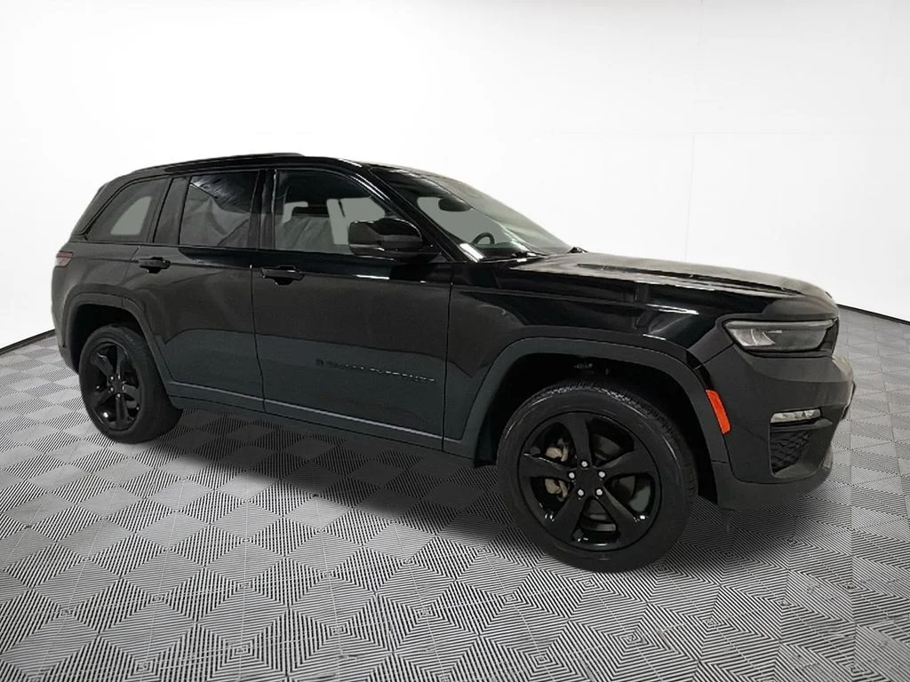 Certified Used 2023 Black Jeep Limited image 5