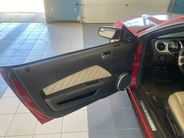 Used 2012 Red Candy Ford V6 Premium image 8
