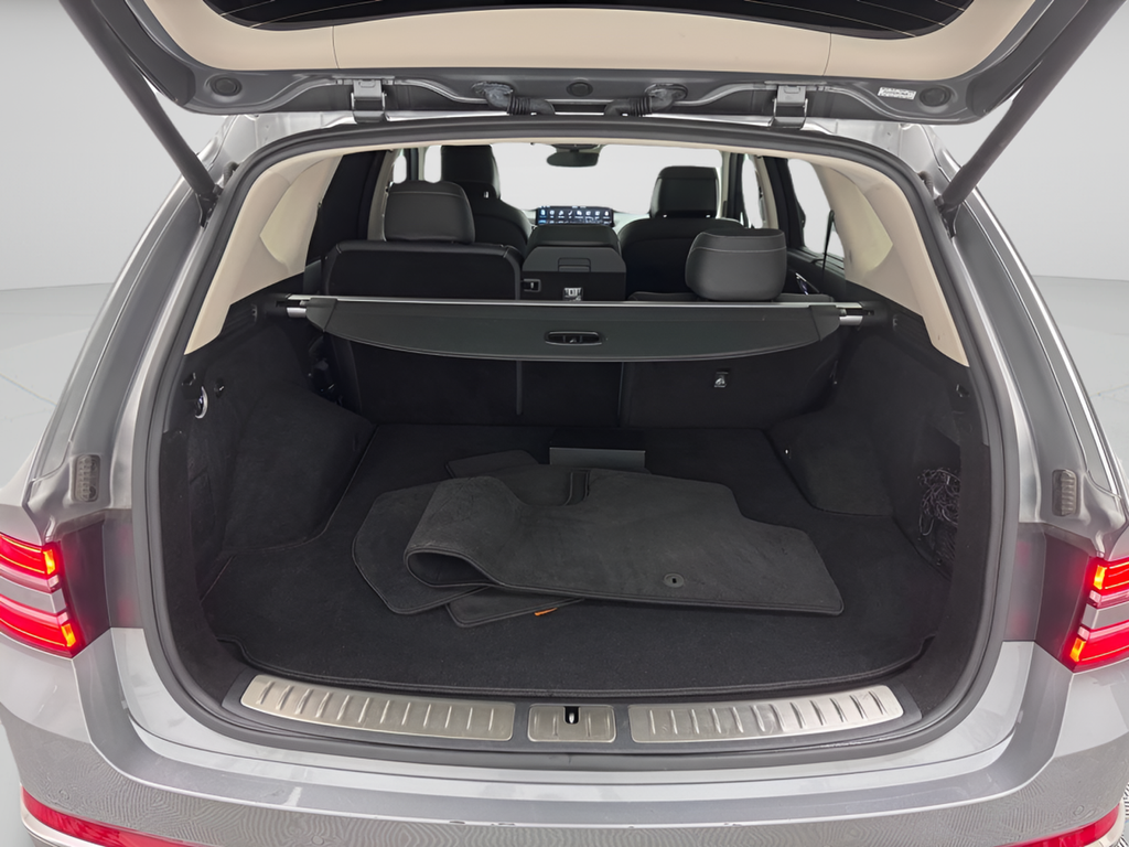 Used 2024 Silver Genesis 2.5T image 20