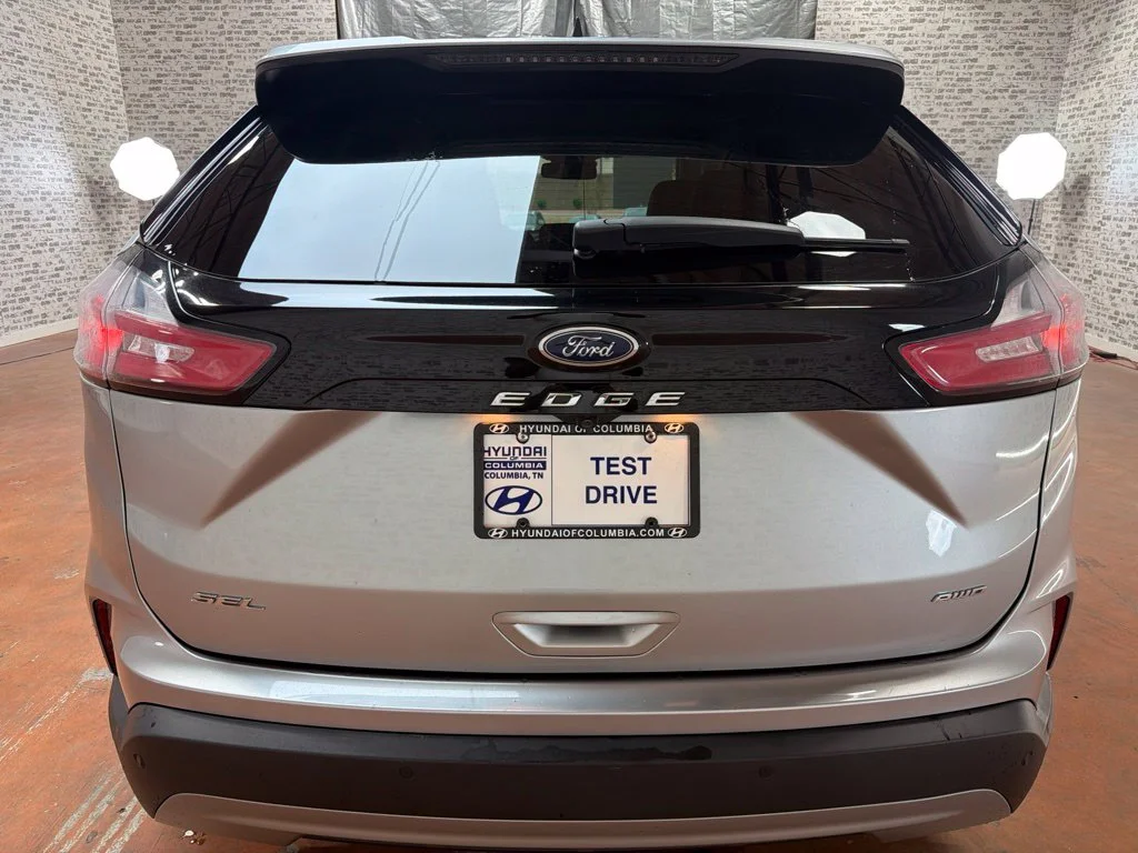 Used 2024 Silver Metallic Ford SEL image 6