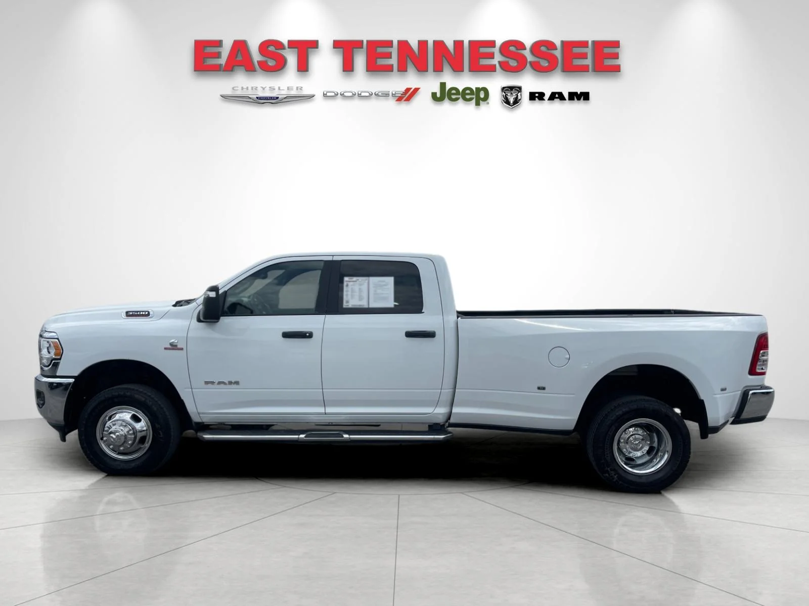 Used 2024 White Ram Big Horn image 6