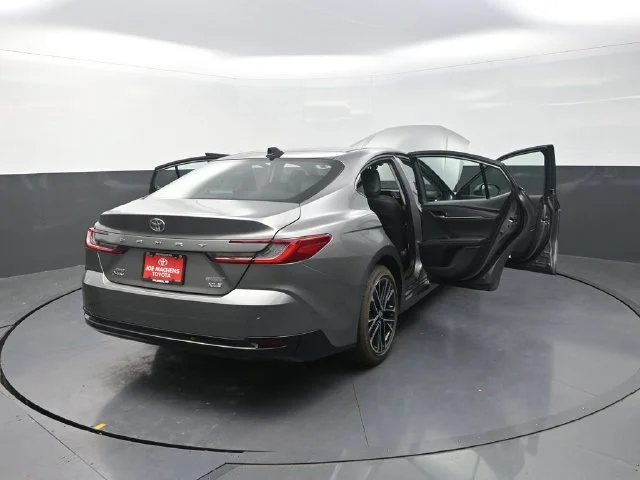 Used 2026  Toyota XLE image 44