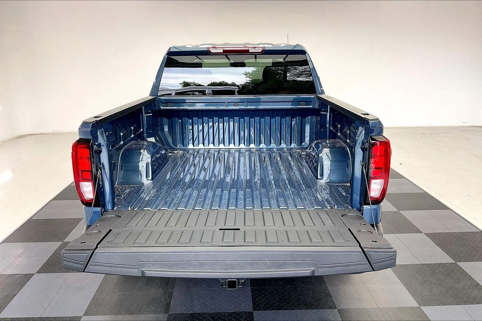 New 2026 Downpour Metallic GMC Elevation image 10