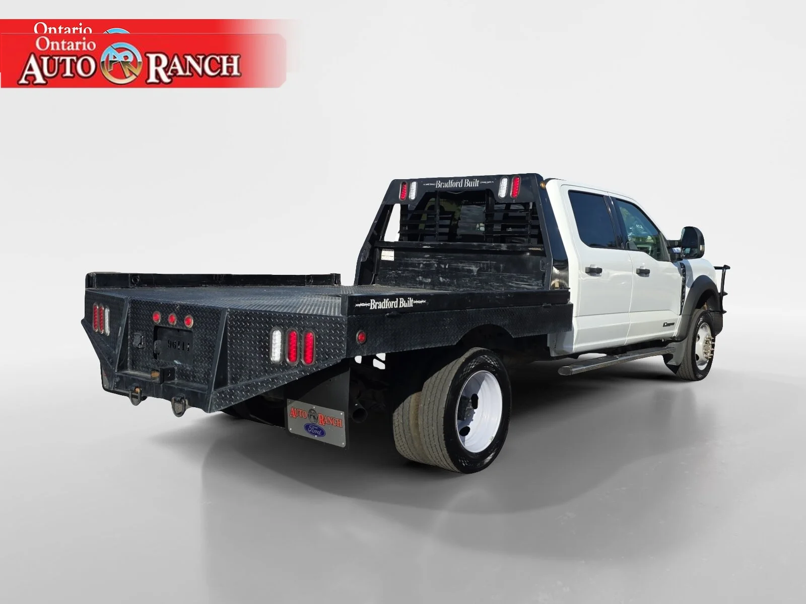Used 2024 Oxford White Ford XLT image 4