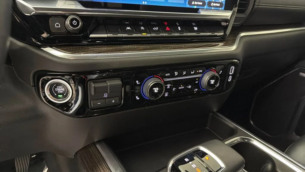 Used 2025 Black Chevrolet RST image 23