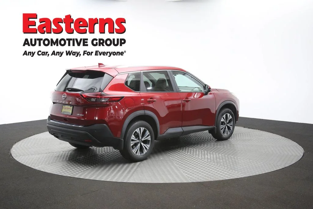 Used 2023 Red Nissan SV image 43