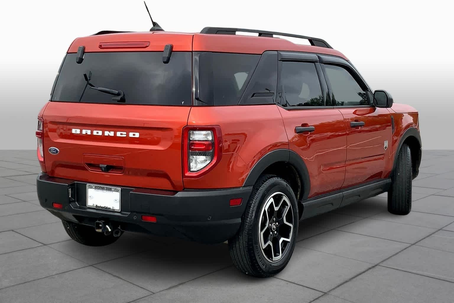 Used 2022 Hot Pepper Red Tinted Clearcoat Ford Big Bend image 13