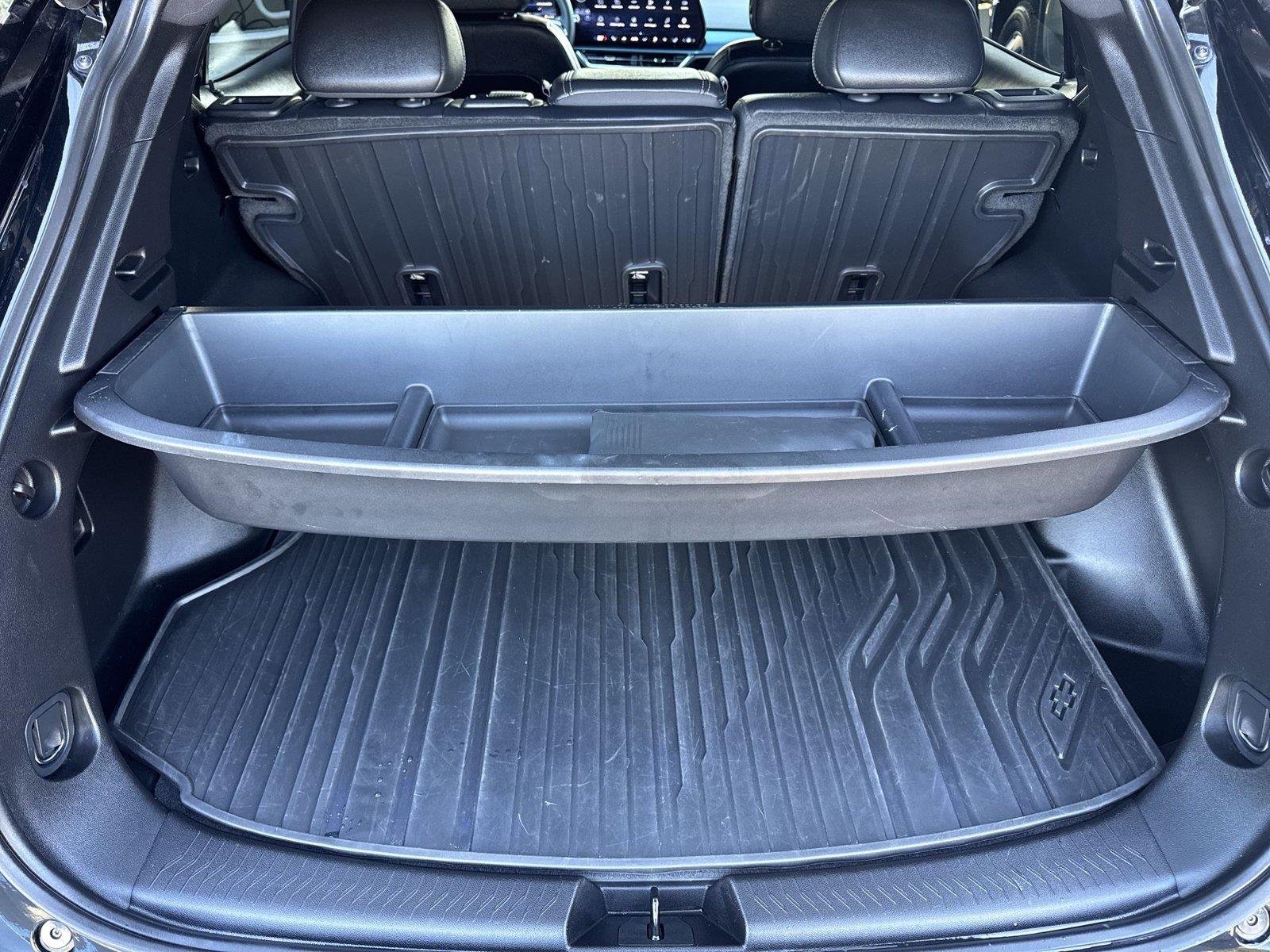 2024 Chevrolet Equinox EV LT - Photo 31