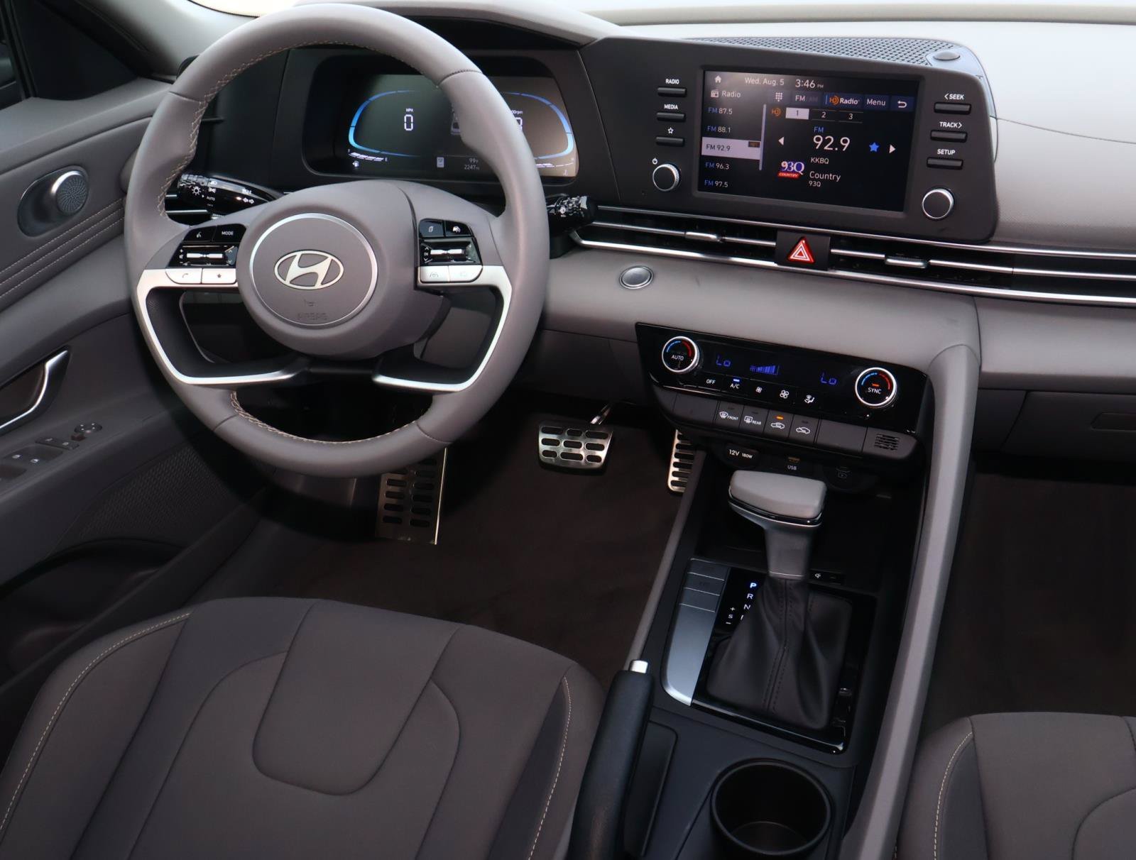 2026 Hyundai Elantra SEL Sport - Photo 10