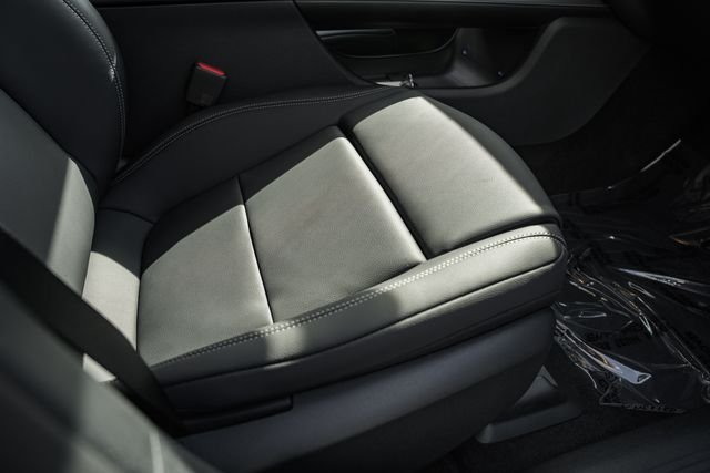 New 2027 Polar White Mercedes-Benz  image 32