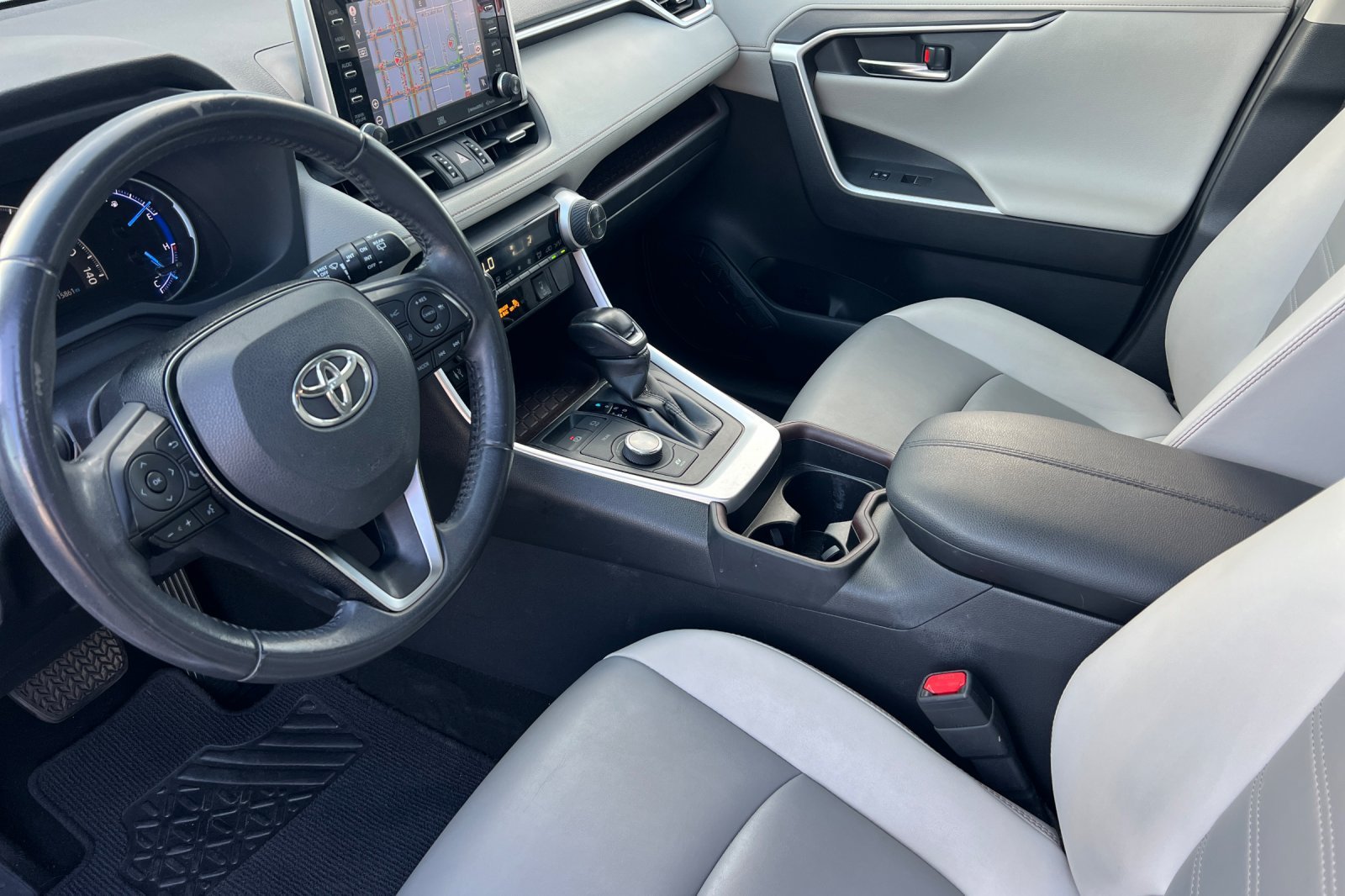 Certified Used 2019 Silver Sky Metallic Toyota Hybrid Limited image 9