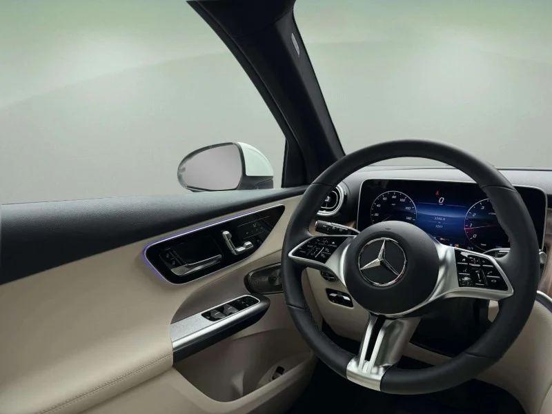 Used 2026 WHITE Mercedes-Benz GLC 300 image 12