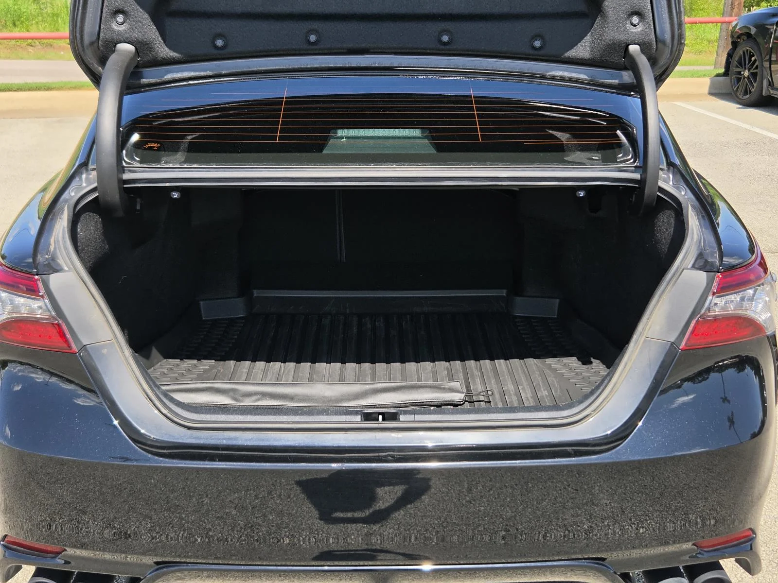 Used 2023 Midnight Black Metallic Toyota XSE Auto (Natl) image 9