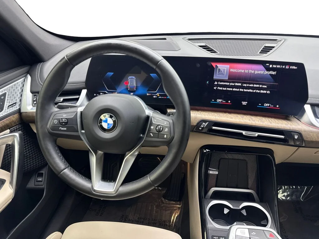 Used 2023 Green BMW xDrive28i image 54
