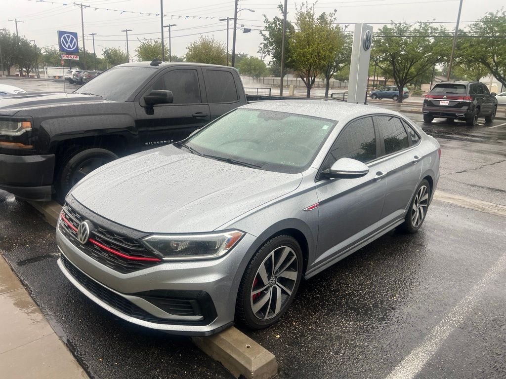 Used 2020 Silver Volkswagen 2.0T S image 2