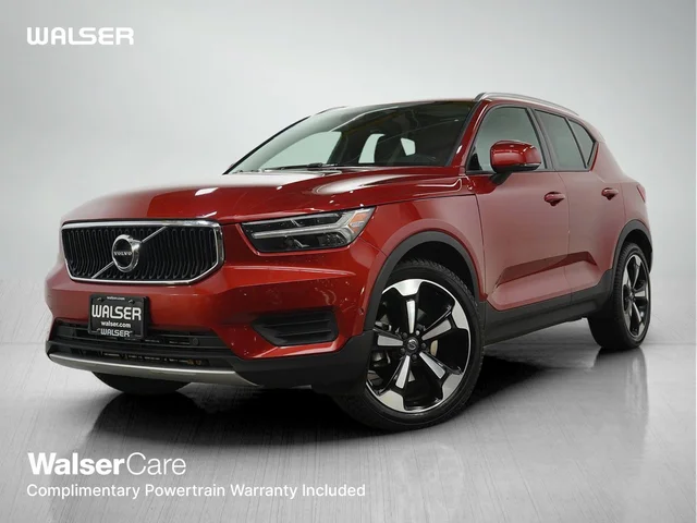 2019 Volvo XC40 T5 AWD Momentum