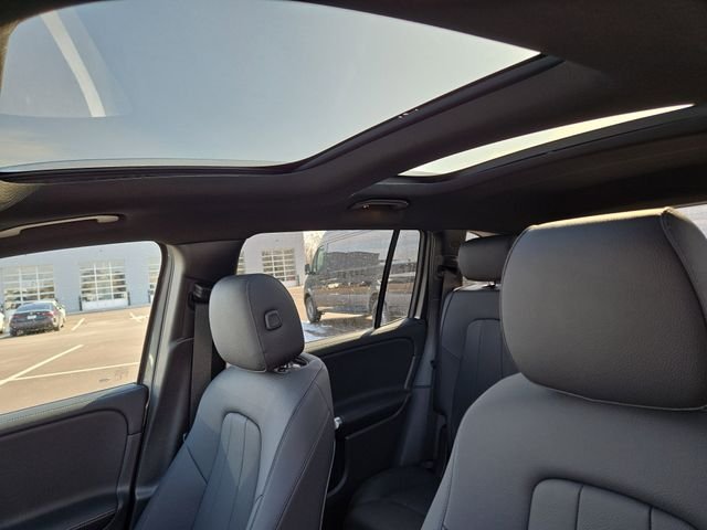 New 2026 Mountain Grey Metallic Mercedes-Benz GLB250 image 26