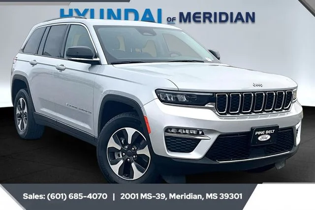 2023 Jeep Grand Cherokee 4xe 4x4's photo