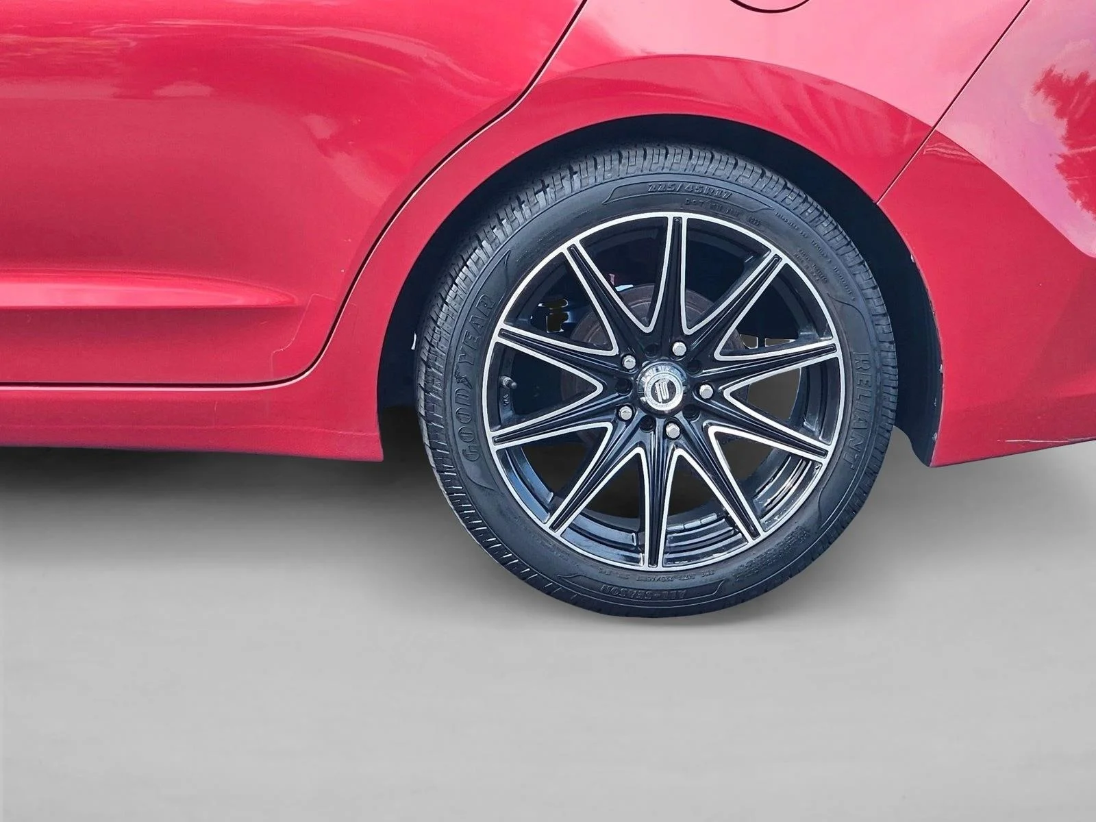 Used 2017 Scarlet Red Hyundai SE image 22