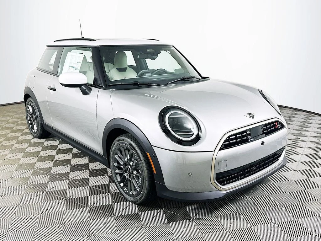 New 2026 Silver MINI Iconic image 3