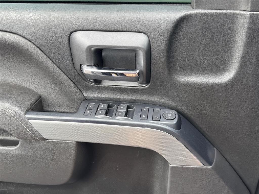 Used 2017 BLACK Chevrolet LT image 18