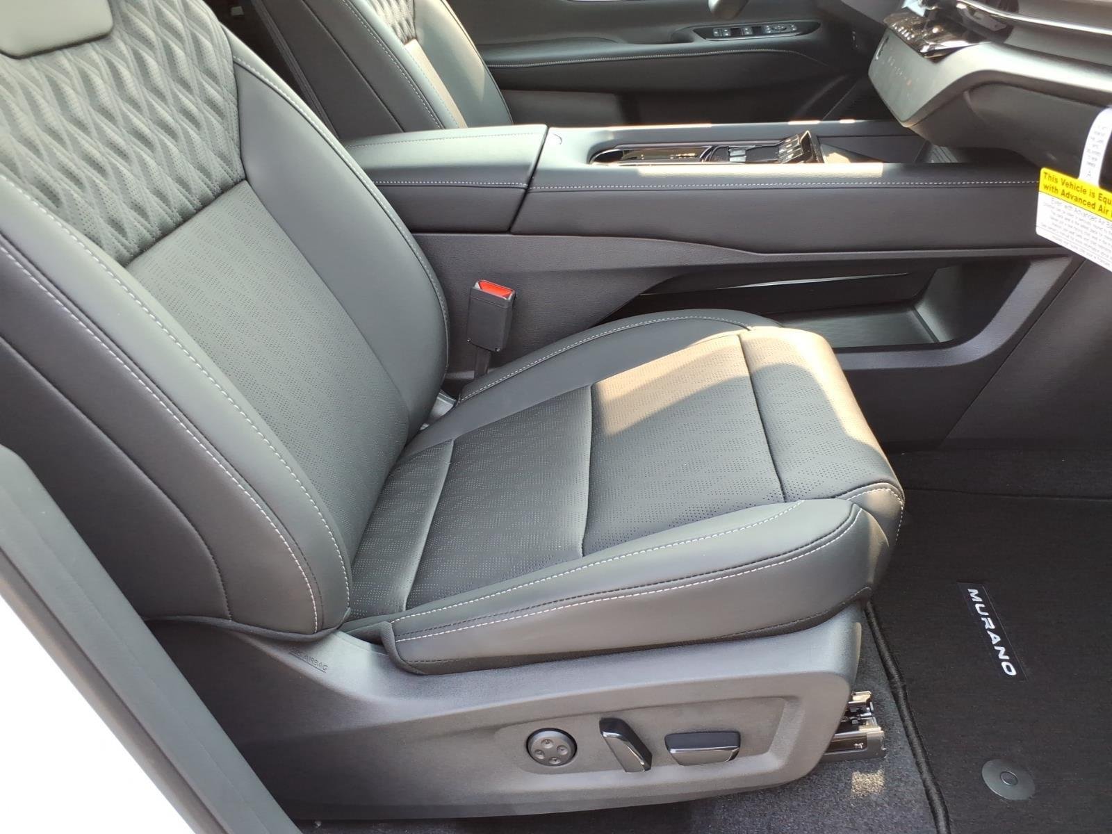 New 2026 Everest White Pearl TriCoat / Super Black Two-tone Nissan Platinum image 20