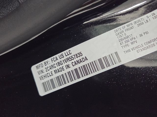 New 2027 Diamond Black Crystal Pearl-Coat Exterior Paint Chrysler Select image 20