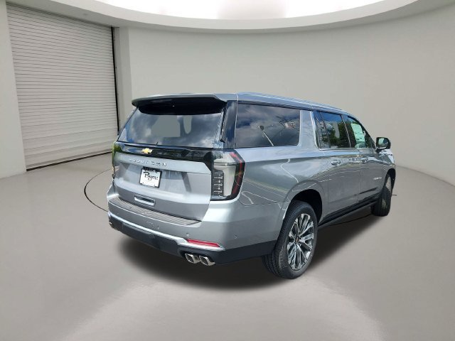 New 2026 Sterling Gray Metallic Chevrolet High Country image 7