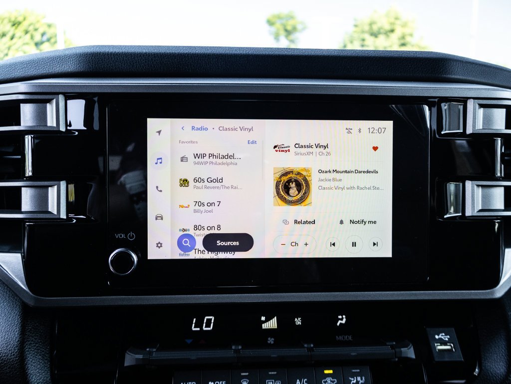 2026 Toyota Tundra SR5 - Photo 18