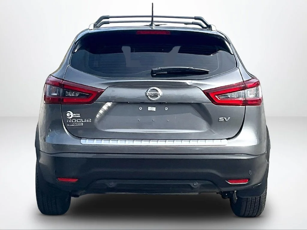 Used 2020 Gray Nissan SV image 5