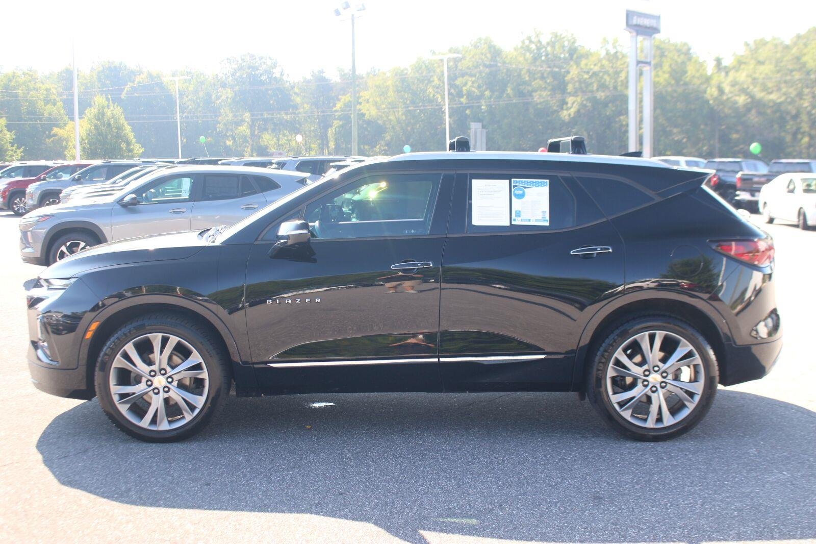 Used 2020 BLACK Chevrolet Premier image 4
