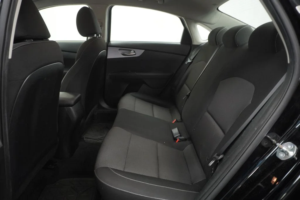 Used 2024 Black Kia LX image 20