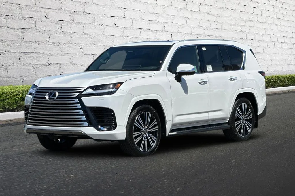 2026 Lexus LX 600 Luxury - Photo 8
