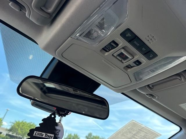Used 2022 Gray Toyota XLE Premium image 26