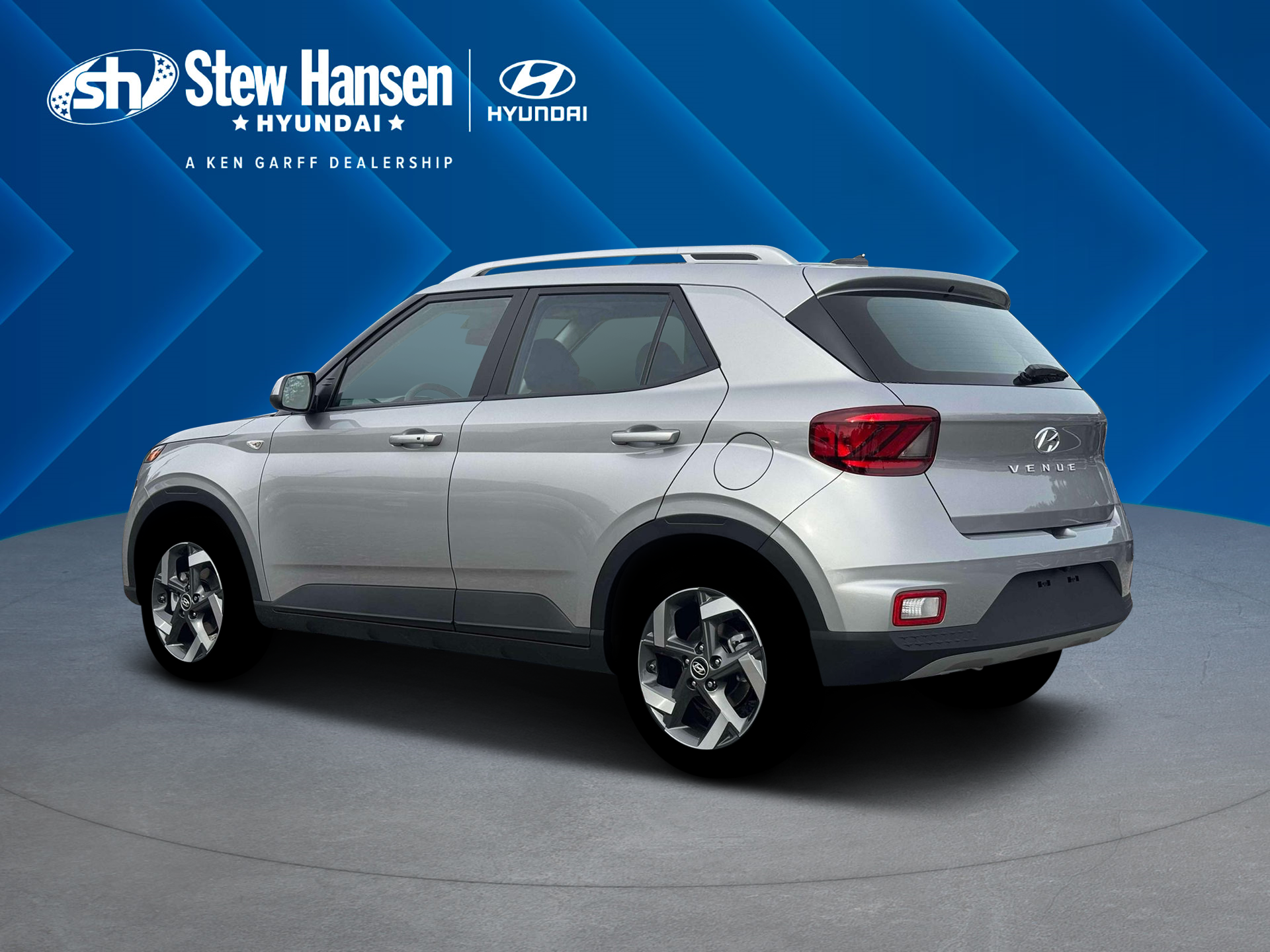 New 2026 Shimmering Silver Hyundai SEL image 23