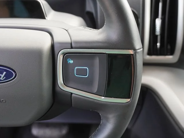 Used 2025 Black Ford Active image 29