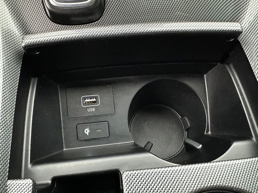Used 2023 Red Hyundai SEL image 20